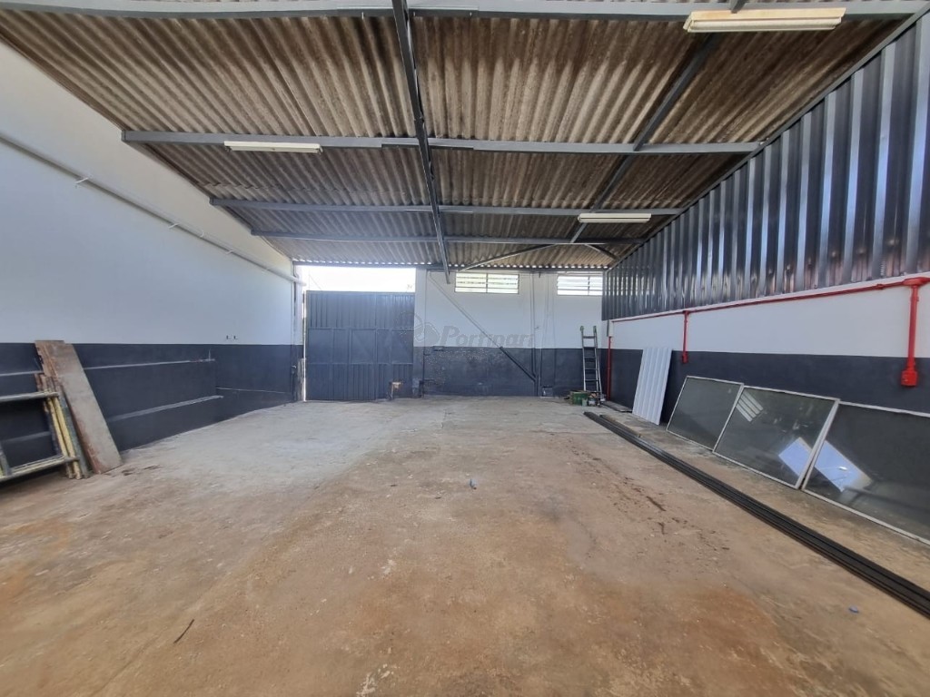 Barracão_Galpão para locacao no Jardim Barao de Limeira em Limeira com 250m² por R$ 2.500,00