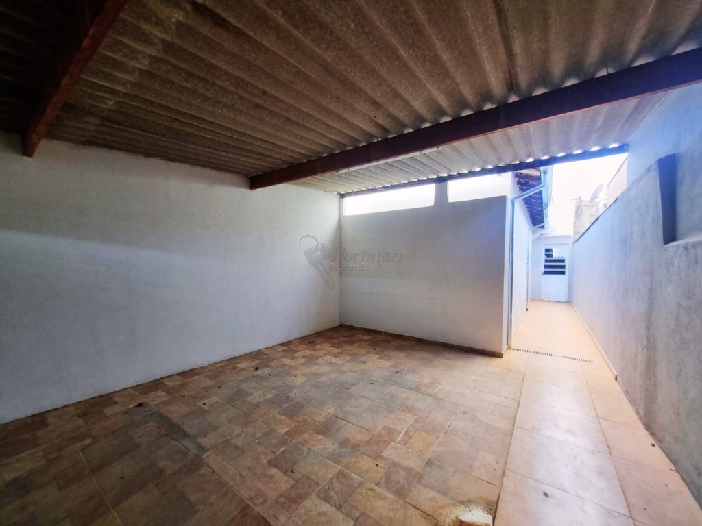 Casa Residencial para locacao no Jardim do Lago em Limeira com 220m²