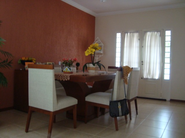 Casa Residencial para locacao no Jardim Maria Flora em Limeira com 460m²