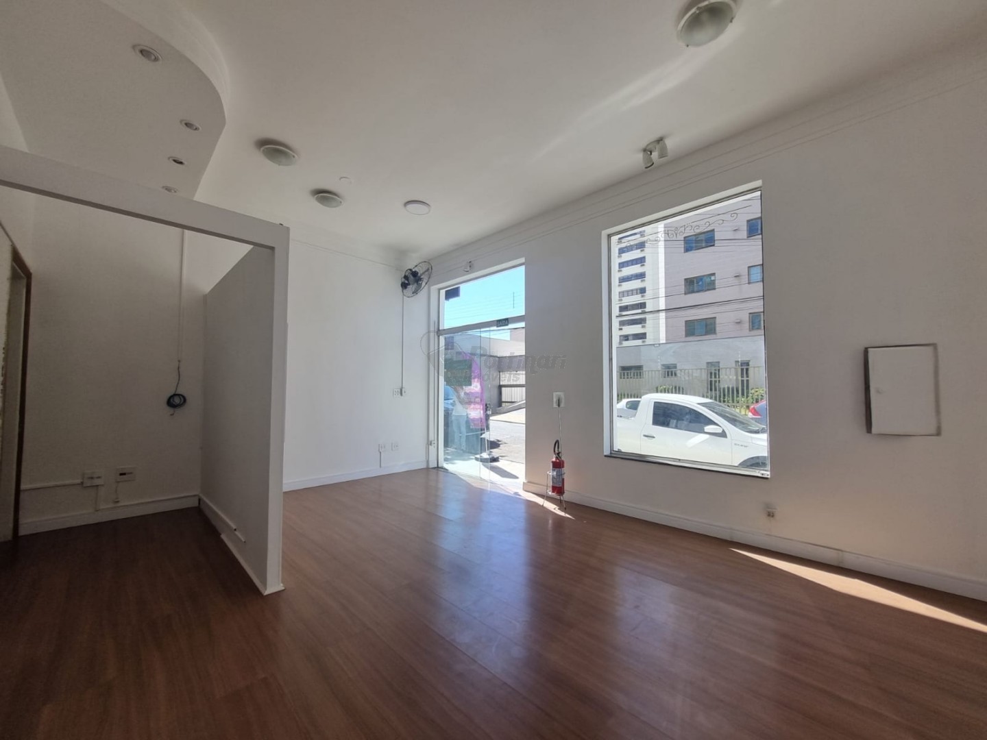 Loja para locacao no Centro em Limeira com 27m²