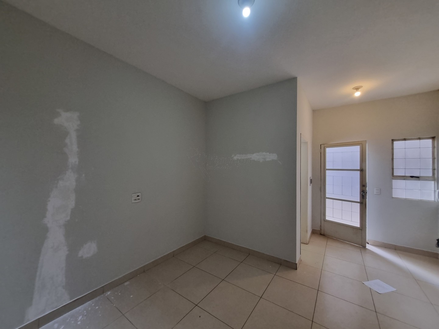 Kitinet para locacao no Jardim Cidade Universitaria I em Limeira com 30m²
