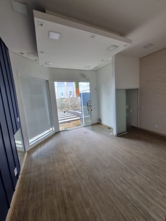 Loja para locacao no Centro em Limeira com 50m² por R$ 3.300,00