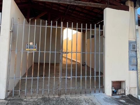Casa Residencial para locacao no Jardim Lago Azul em Limeira com 40m²
