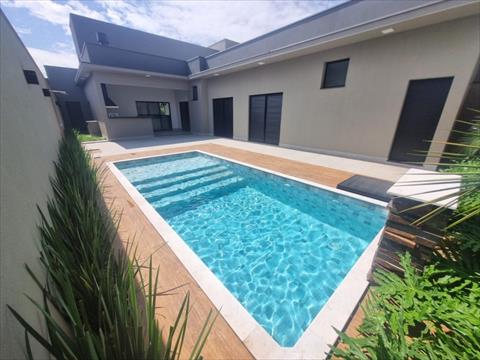 Casa Residencial para venda no Jardim Residencial Village em Limeira com 363,94m²