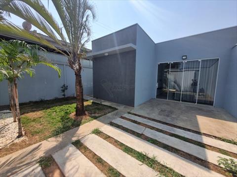 Casa Residencial para locacao no Jardim Celina em Limeira com 200m² por R$ 2.600,00