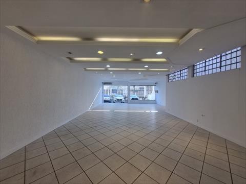 Loja para locacao no Centro em Limeira com 386m²