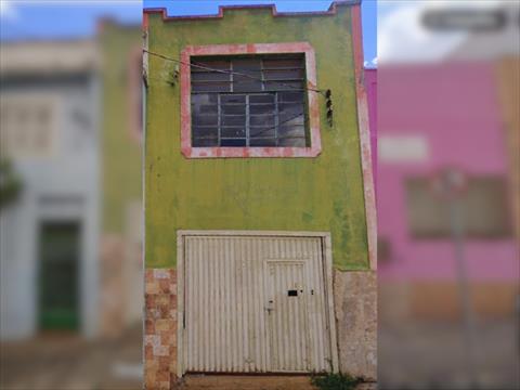 Casa Residencial para vendalocacaovenda e locacao no Centro em Limeira com 297,5m² por R$ 400.000,002.000,00