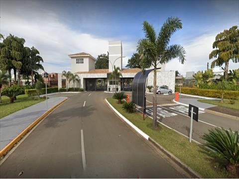 Casa em Condomínio para locacao no Residencial Ilha de Bali em Limeira com 578m²
