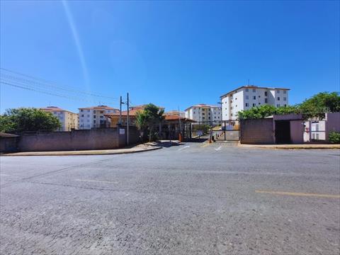 Apartamento para venda no Residencial Rubi em Limeira com 48m²