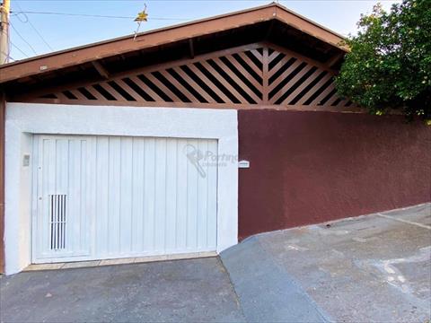 Casa Residencial para locacao no Jardim Hortencia em Limeira com 250m² por R$ 1.950,00