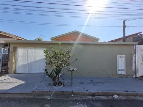 Casa Residencial para locacao no Jardim Sao Pedro em Limeira com 250m² por R$ 1.800,00