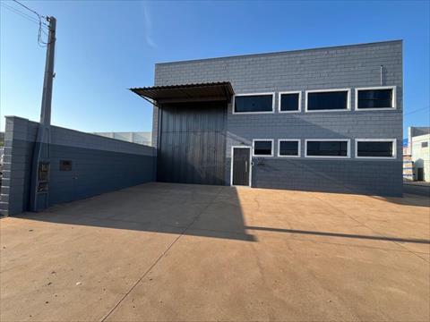 Barracão_galpão para vendalocacaovenda e locacao no Distrito Industrial em Cordeiropolis com 403m²