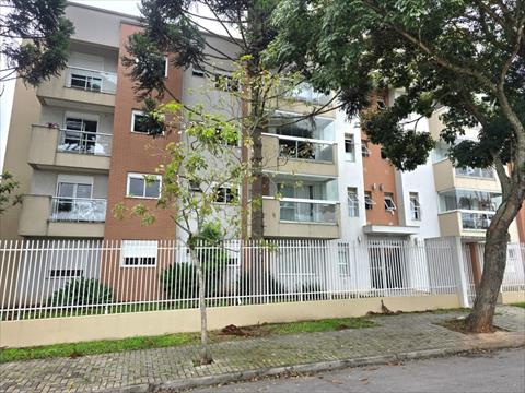 Apartamento para locacao no Centro em Pinhais com 97,46m² por R$ 2.860,00
