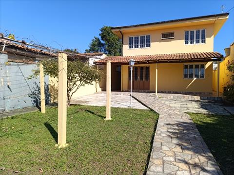 Sobrado para locacao no Bairro Alto em Curitiba com 305m² por R$ 2.420,00