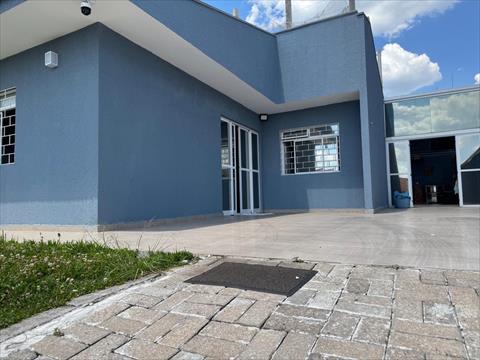 Casa Residencial para locacao no Jardim Amelia em Pinhais com 200,17m² por R$ 3.850,00