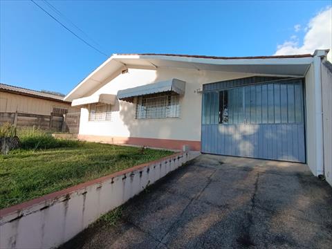 Casa Residencial para locacao no Centro em Pinhais com 336m² por R$ 4.730,00