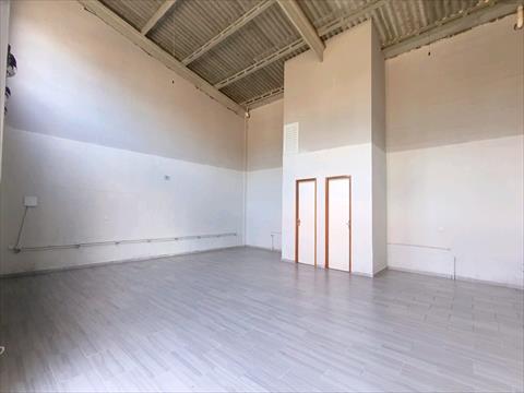 Loja para locacao no Guarituba em Piraquara com 90m² por R$ 4.080,00