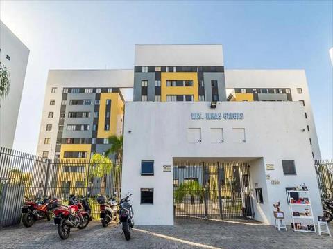 Apartamento para locacao no Centro em Pinhais com 95,28m² por R$ 2.090,00