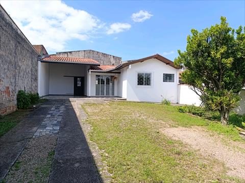 Casa Residencial para locacao no Centro em Pinhais com 540m² por R$ 2.750,00