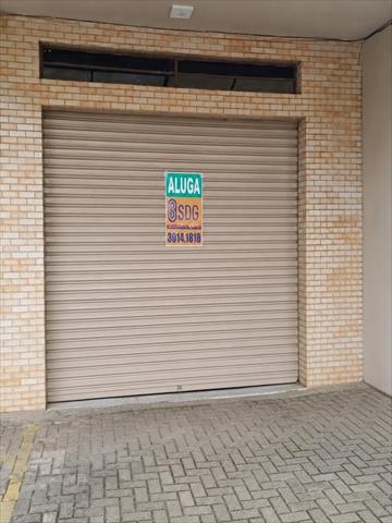 Loja para locacao no Jardim Amelia em Pinhais com 32m² por R$ 1.760,00