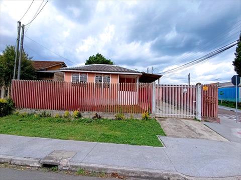 Casa Residencial para locacao no Jardim Claudia em Pinhais com 183,5m² por R$ 1.870,00