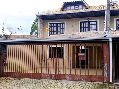 Sobrado para locacao no Centro em Pinhais com 150m² por R$ 4.070,00