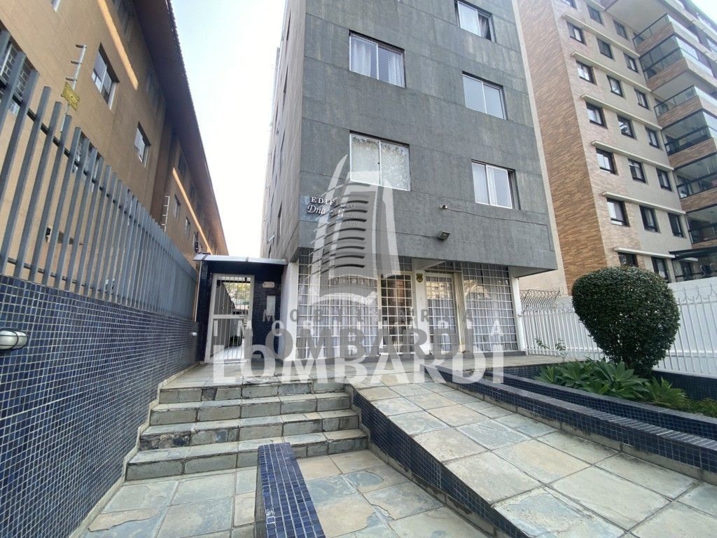 Apartamento no Agua Verde em Curitiba - Design sem nome.jpg