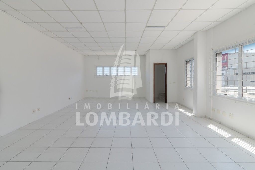 Cjto Comercial/sala no Capao Raso em Curitiba