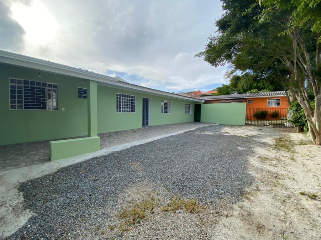 Casa Residencial no Capao Raso em Curitiba
