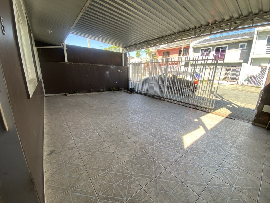Casa Residencial no Pinheirinho em Curitiba