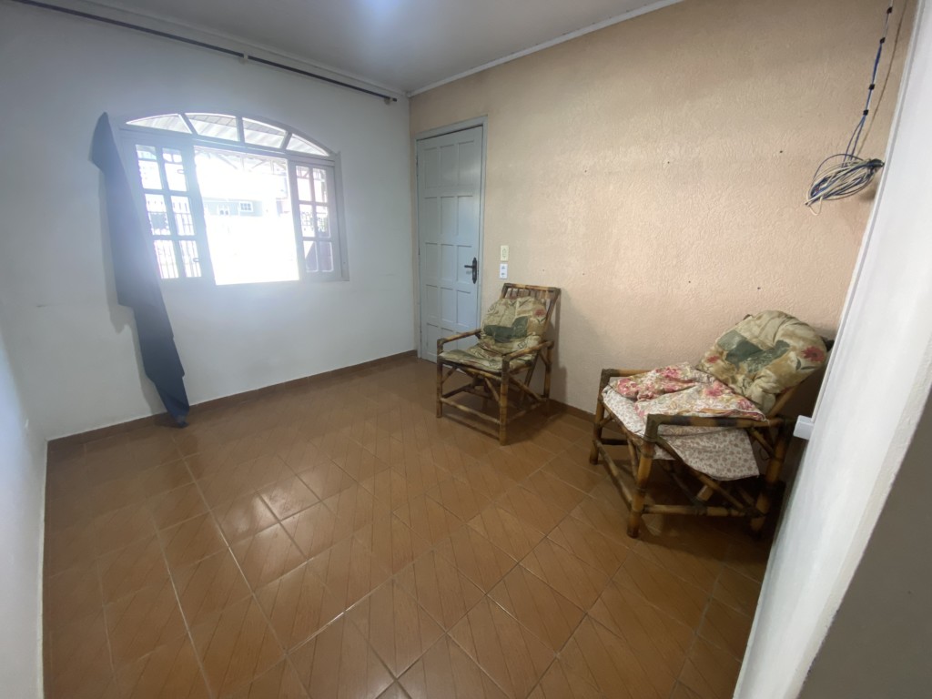 Casa Residencial no Pinheirinho em Curitiba
