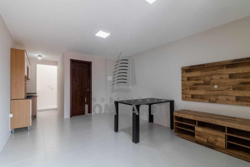 Kitinet no Sitio Cercado em Curitiba