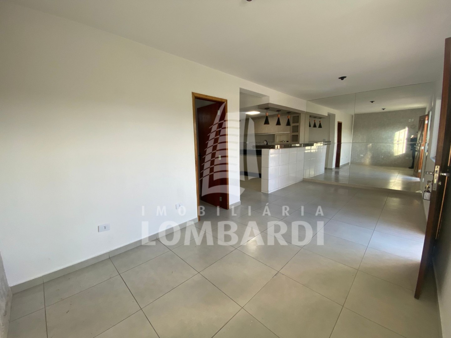 Sobrado no Pinheirinho em Curitiba - Design sem nome - 2025-05-13T174425.812.jpg