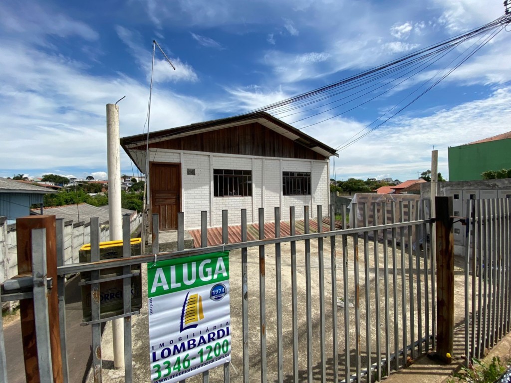 Casa Residencial no Pinheirinho em Curitiba