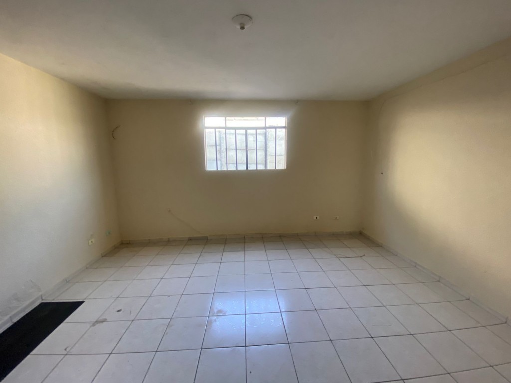 Casa Residencial no Pinheirinho em Curitiba