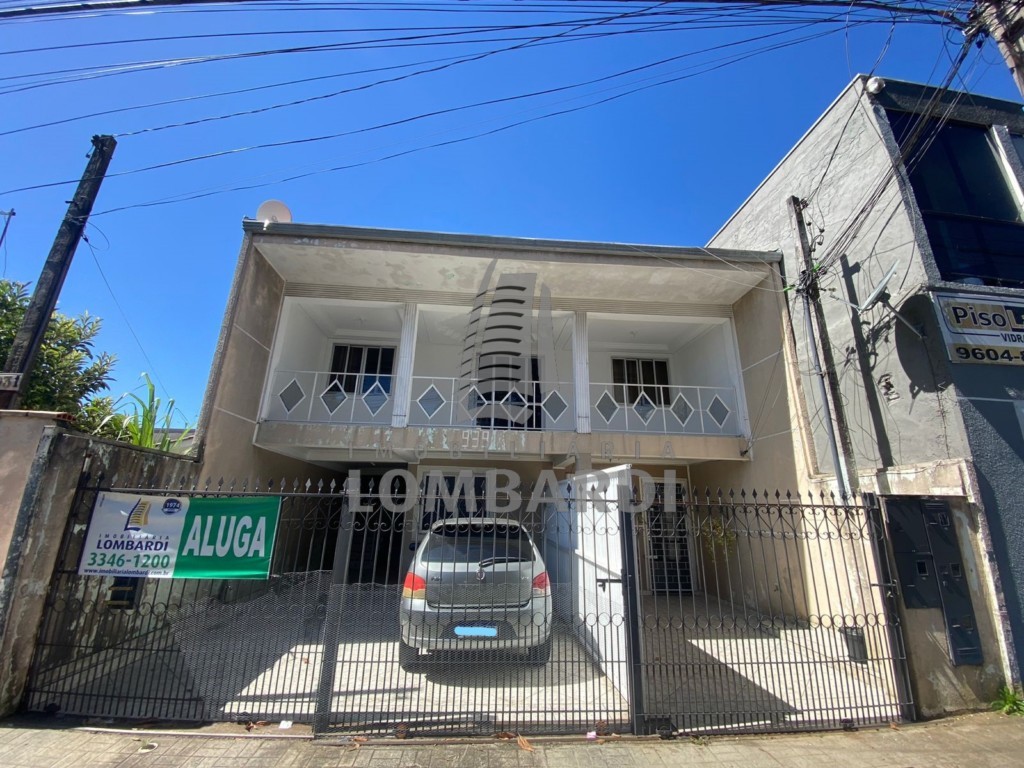 Sobrado no Umbara em Curitiba