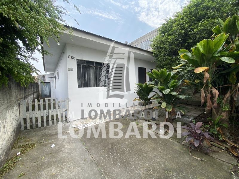 Casa Residencial no Lindoia em Curitiba - Design sem nome.jpg