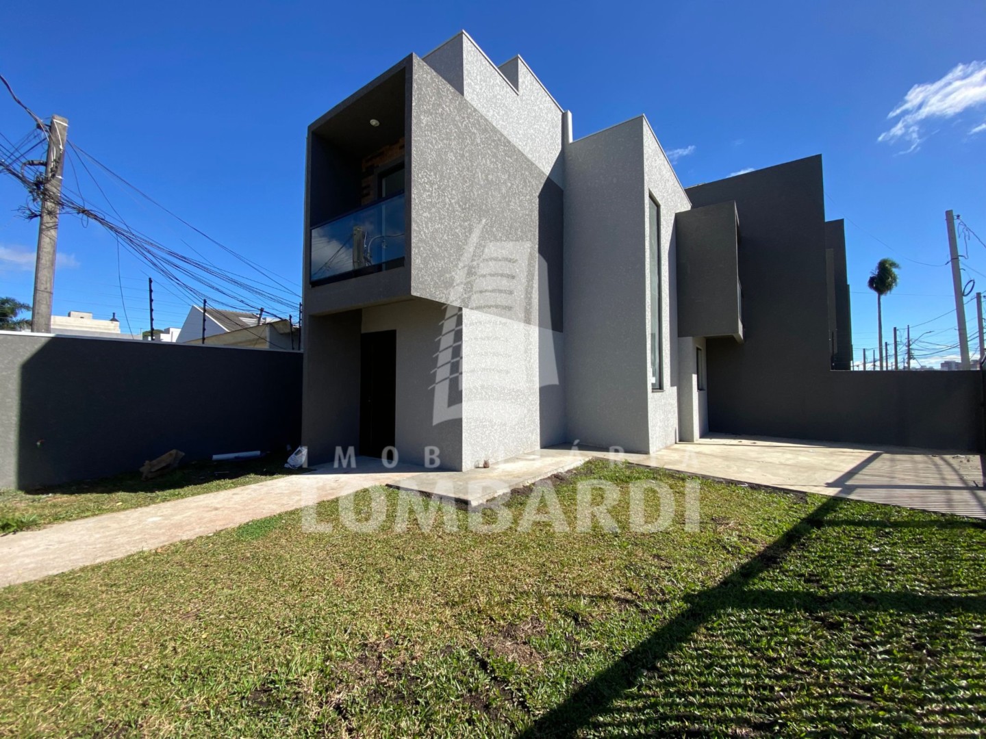 Sobrado no Pinheirinho em Curitiba - Design sem nome - 2025-05-29T120418.872.jpg