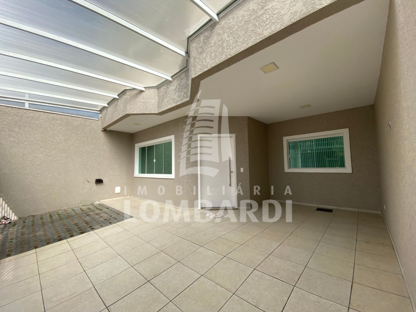 Sobrado no Capao Raso em Curitiba - Design sem nome - 2025-06-18T172750.860.jpg