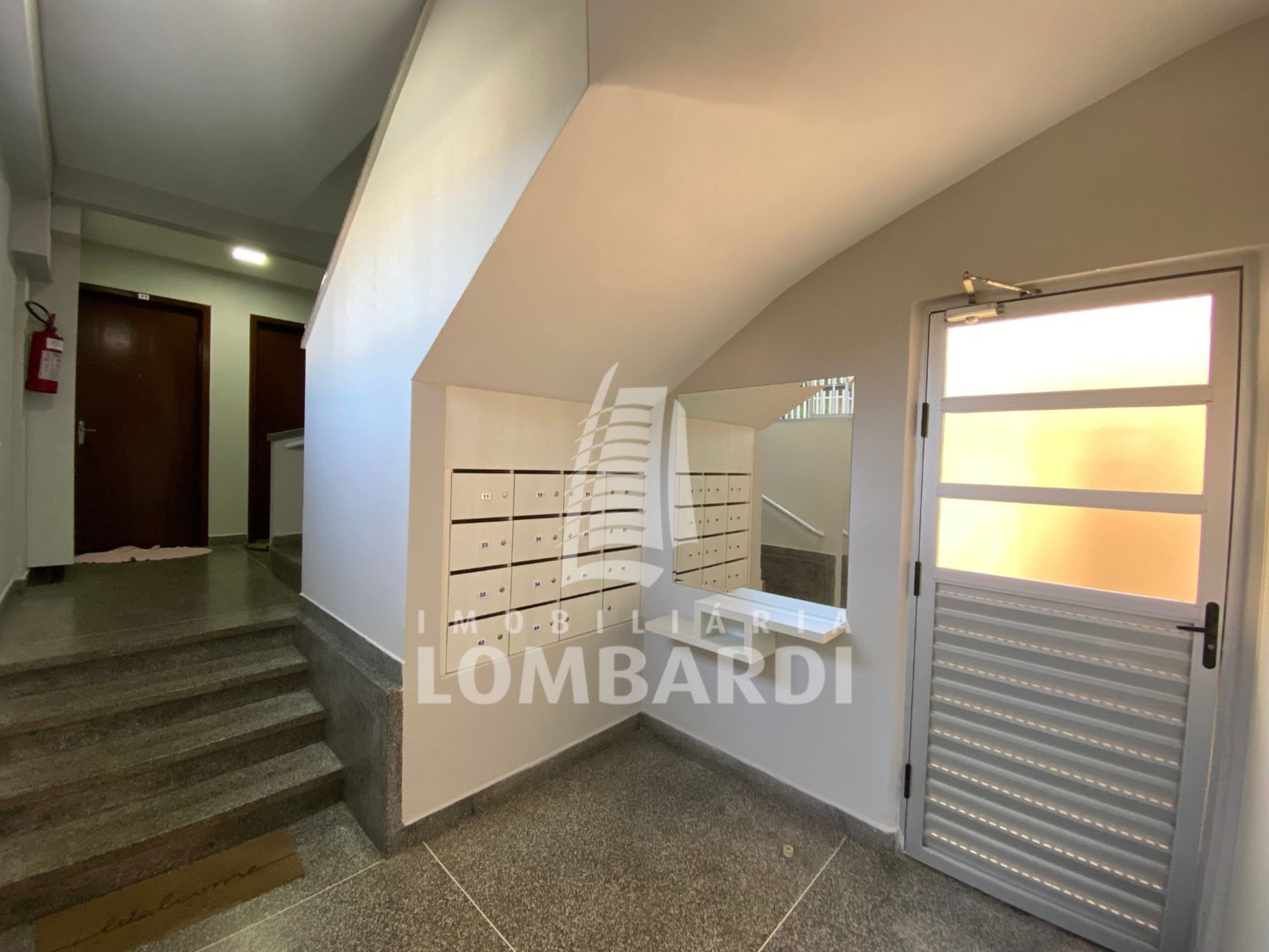 Apartamento no Capao Raso em Curitiba - Design sem nome - 2025-09-10T161131.775.jpg
