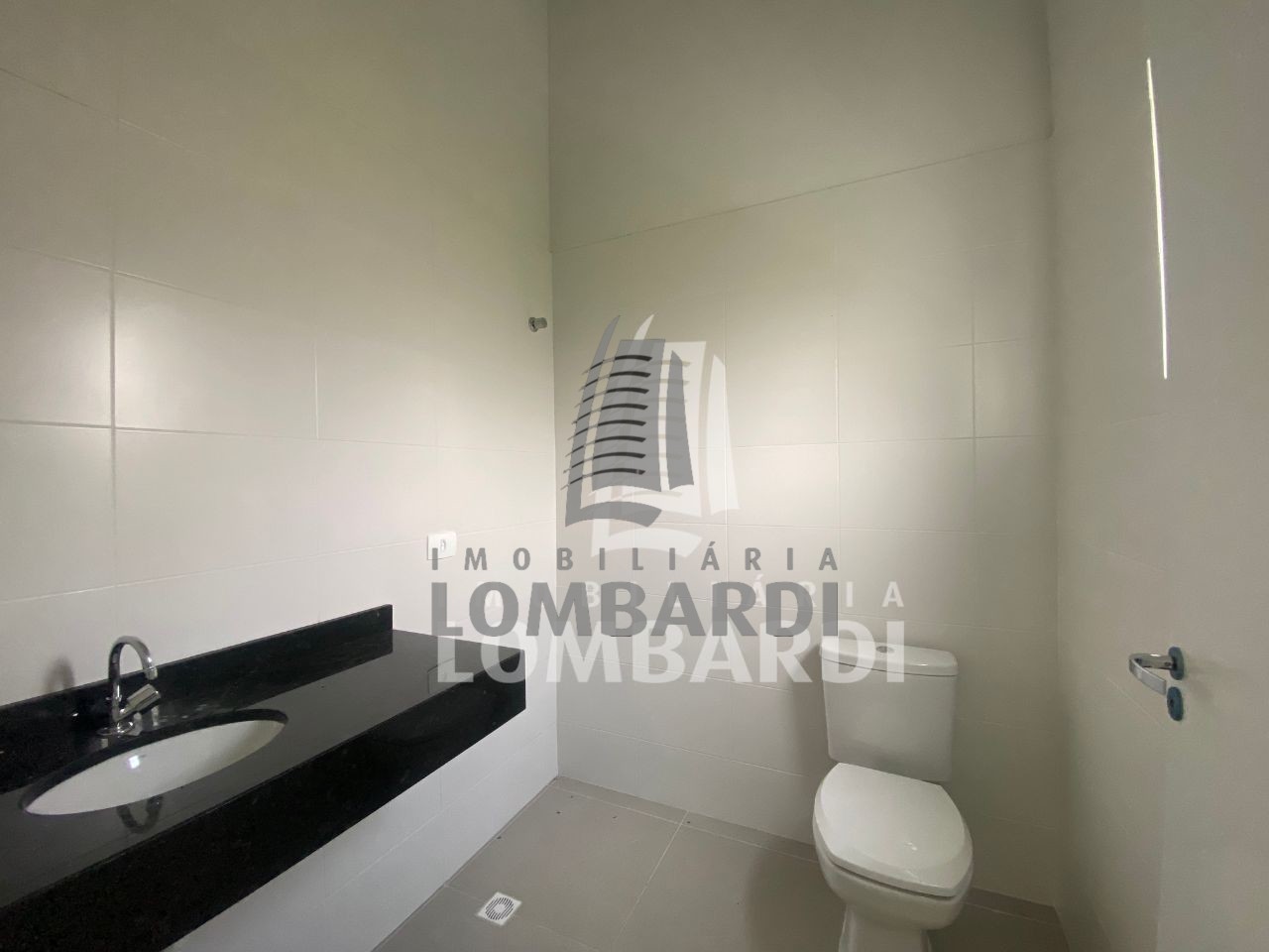 Loja no Campo de Santana em Curitiba - Design sem nome - 2025-10-23T083507.856.jpg