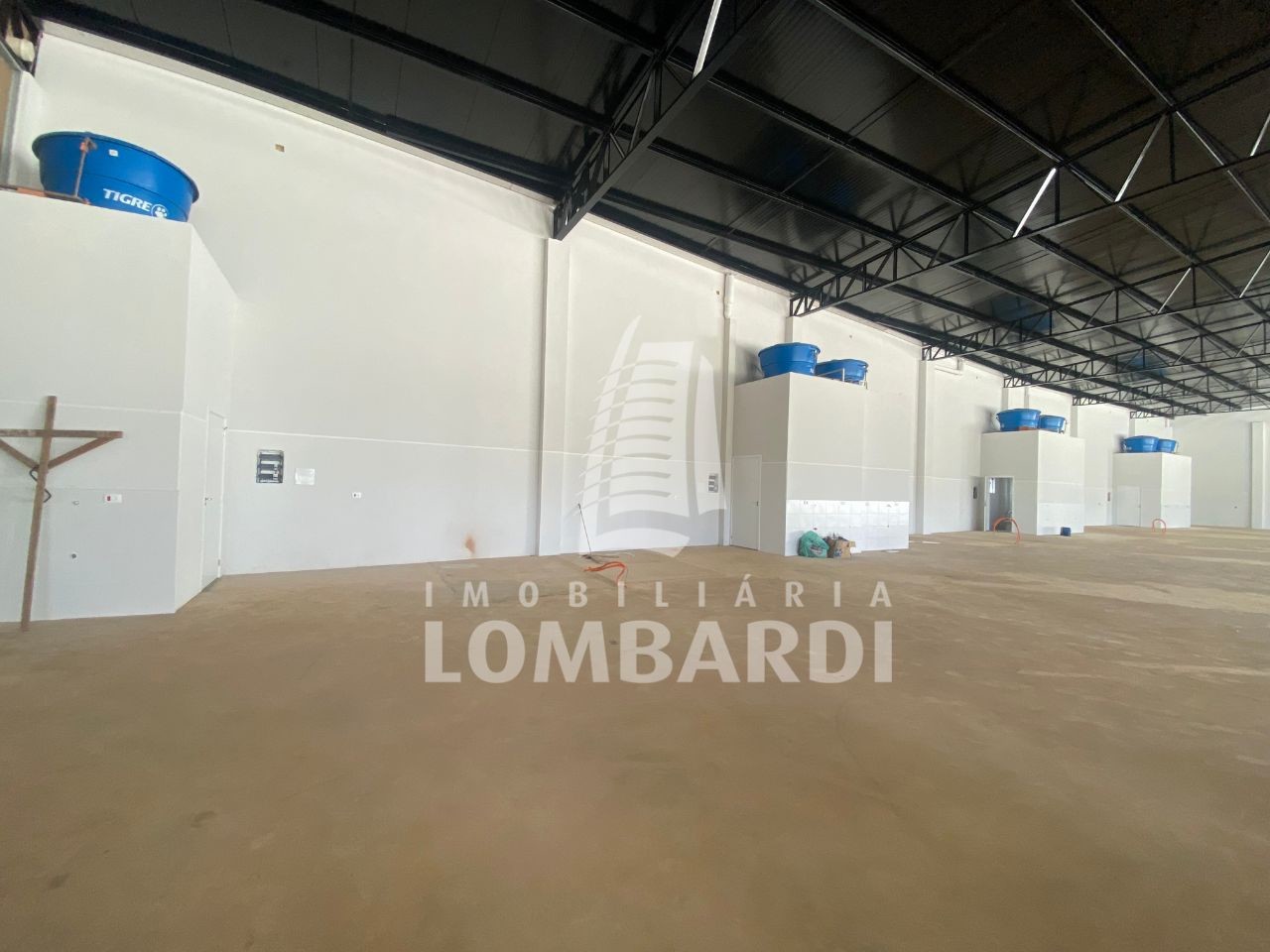 Loja no Campo de Santana em Curitiba - Design sem nome - 2025-10-23T084350.949.jpg