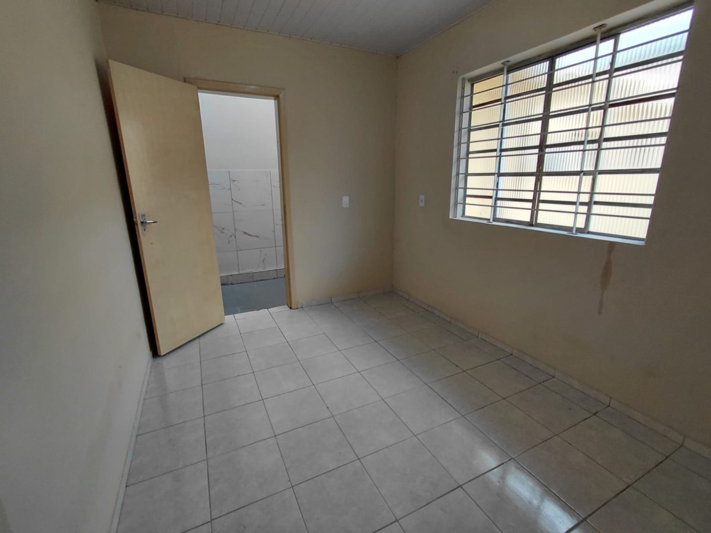 Casa Residencial no Umbara em Curitiba - IMG-20260828-WA0021.jpg