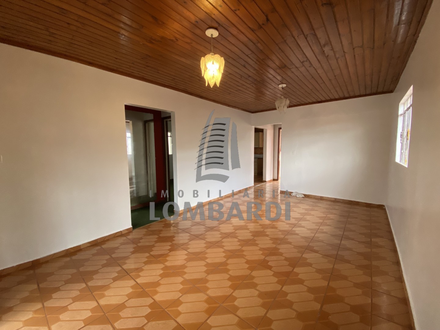 Casa Residencial no Capao Raso em Curitiba - __A94A1E90A753444250C85011.jpg
