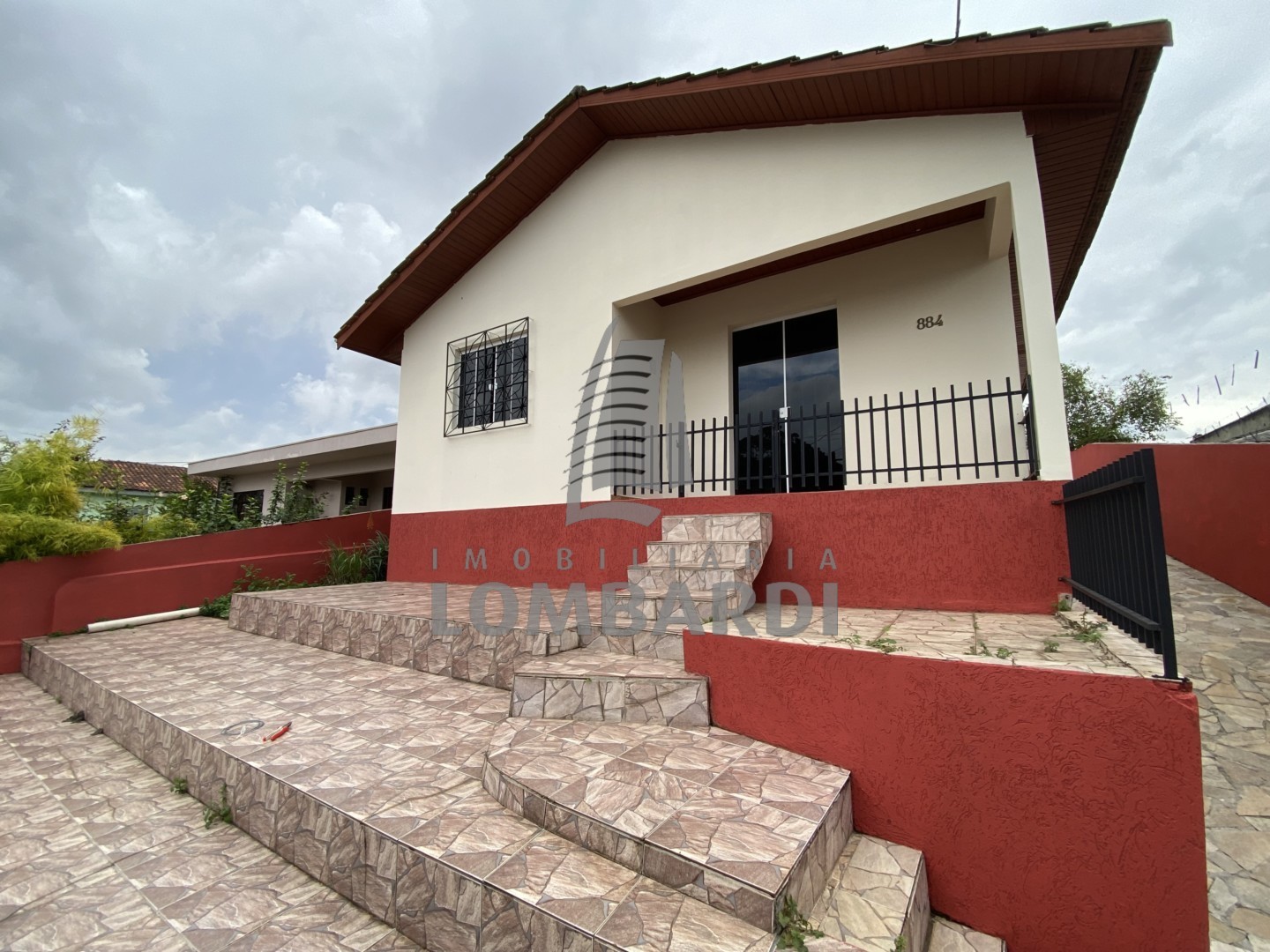 Casa Residencial no Capao Raso em Curitiba - __B7DFC1544643637FFBDDD3E2.jpg
