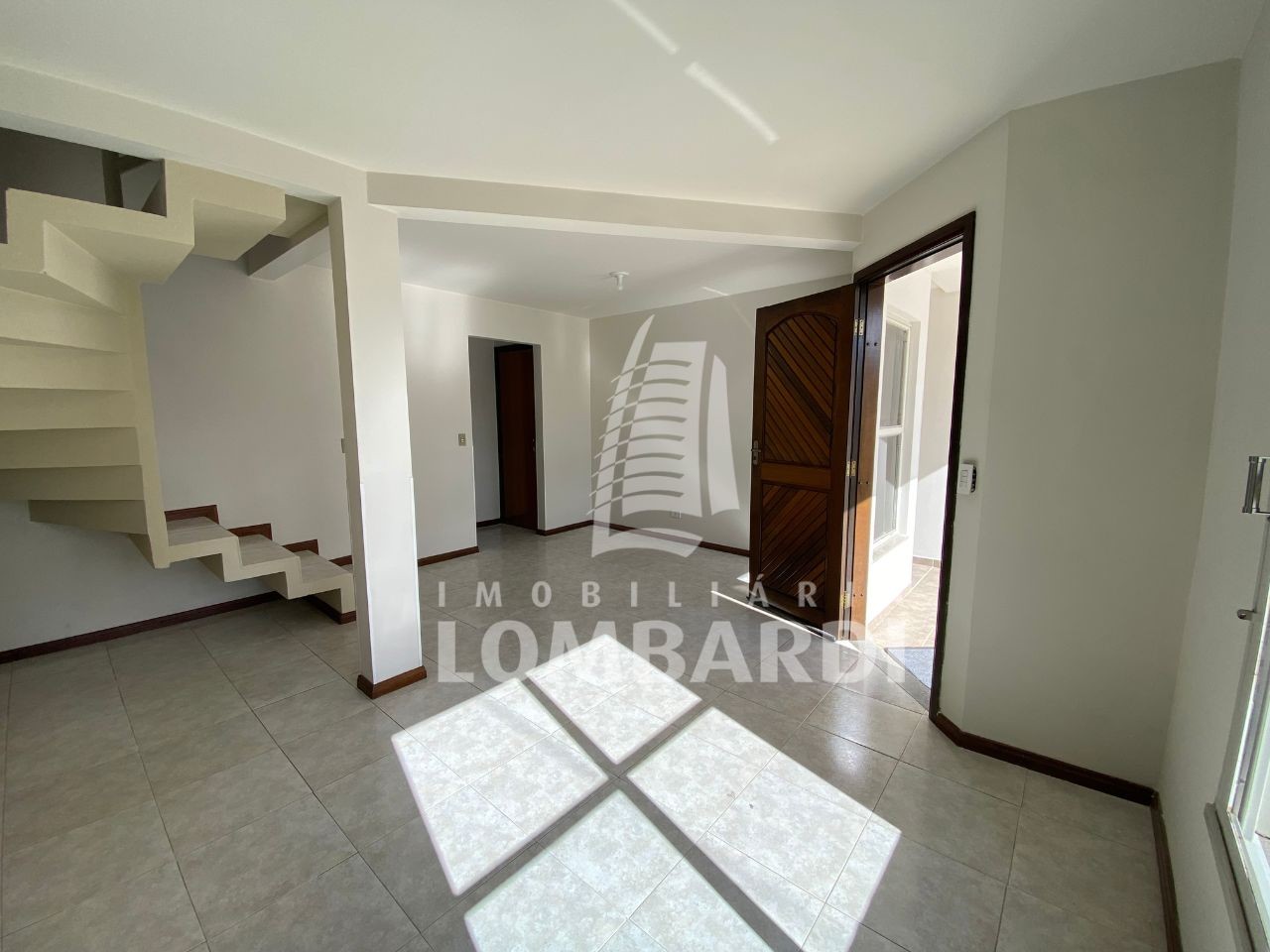 Sobrado no Pinheirinho em Curitiba - Design sem nome - 2025-10-22T160952.567.jpg