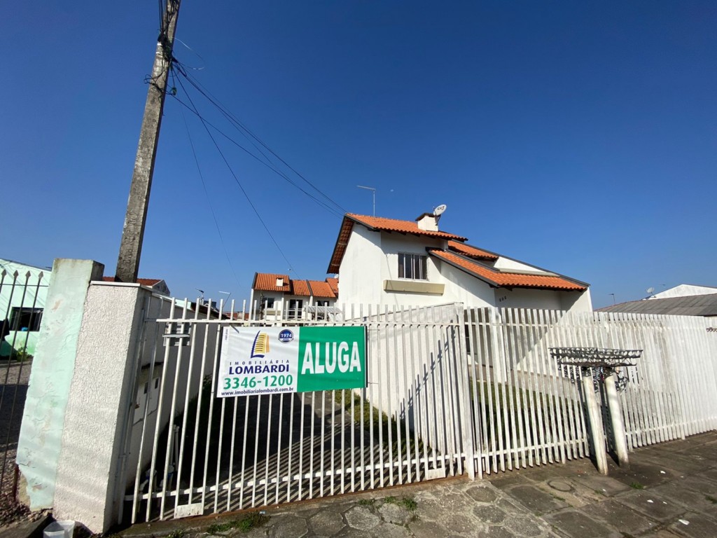 Sobrado no Pinheirinho em Curitiba
