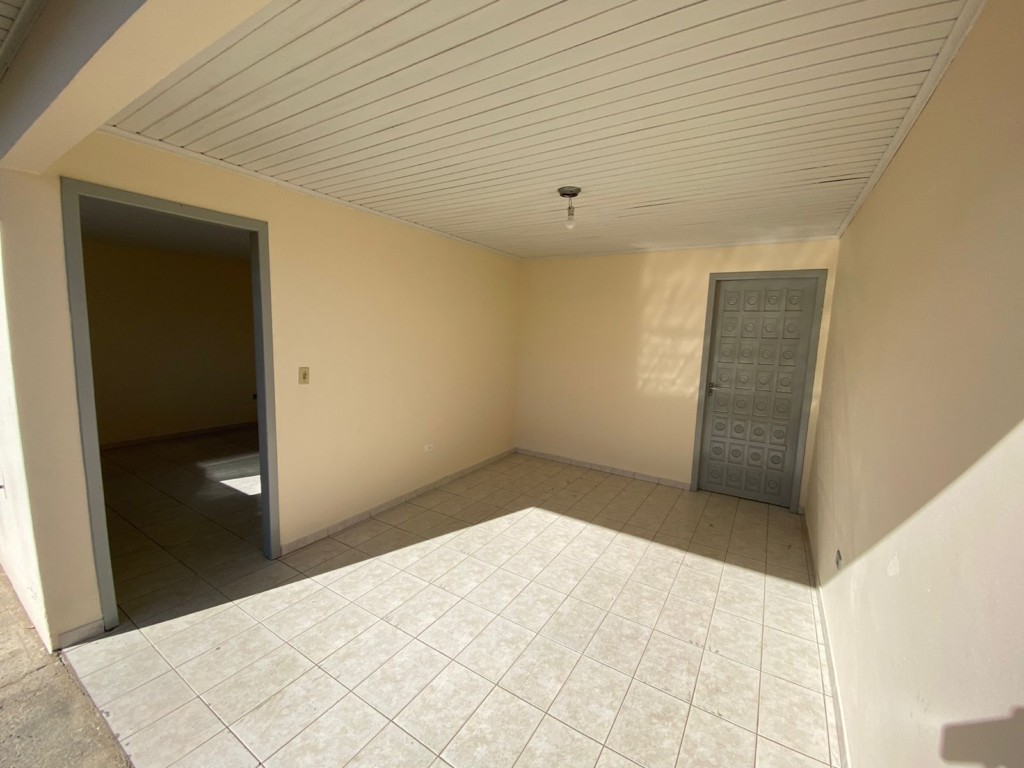 Casa Residencial no Pinheirinho em Curitiba