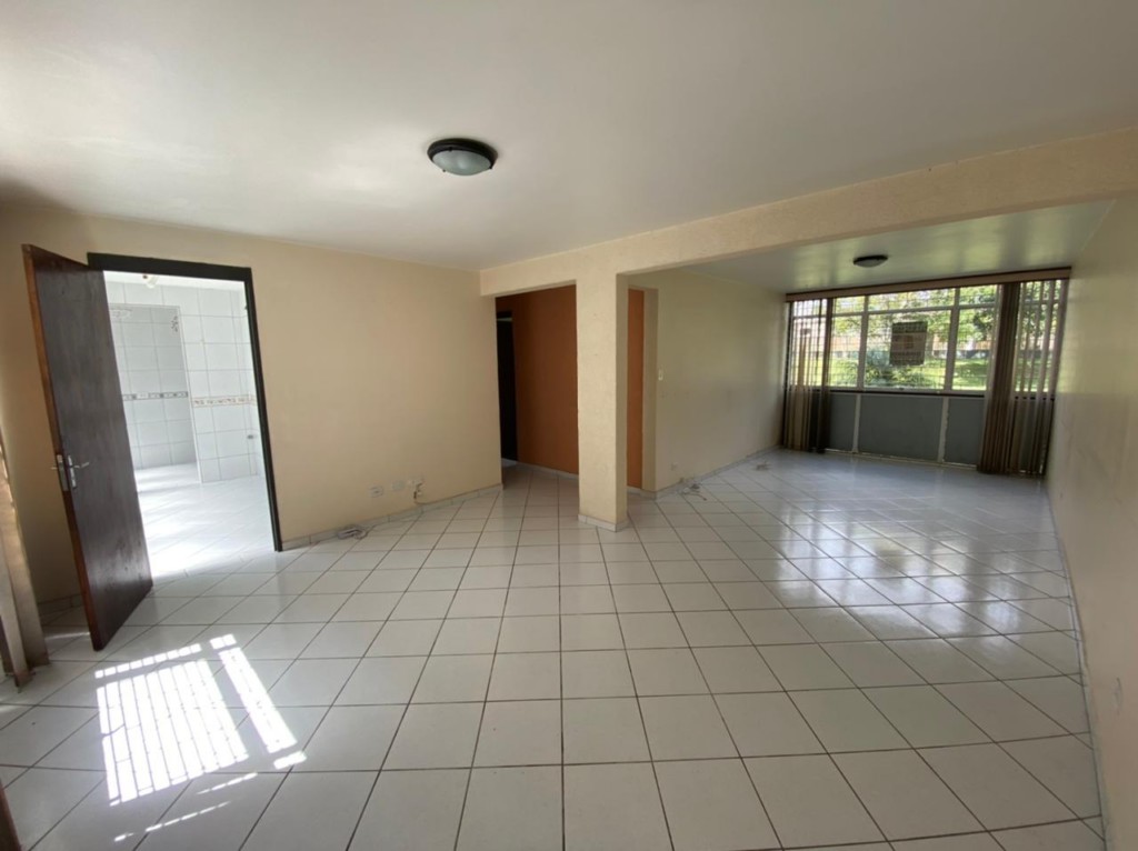 Apartamento no Novo Mundo em Curitiba