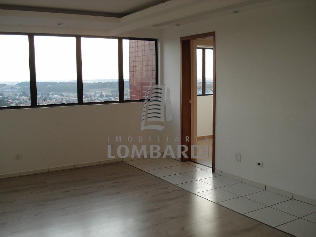 Cjto Comercial/sala no Capao Raso em Curitiba